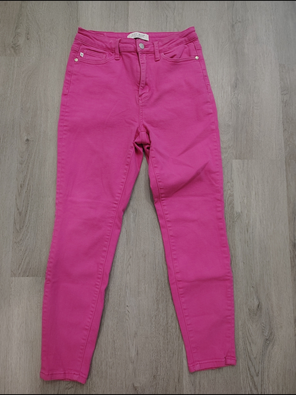 Judy Blue Bright Hot Pink Skinny Jeans. Size 7/28 Waist - 28 Inches